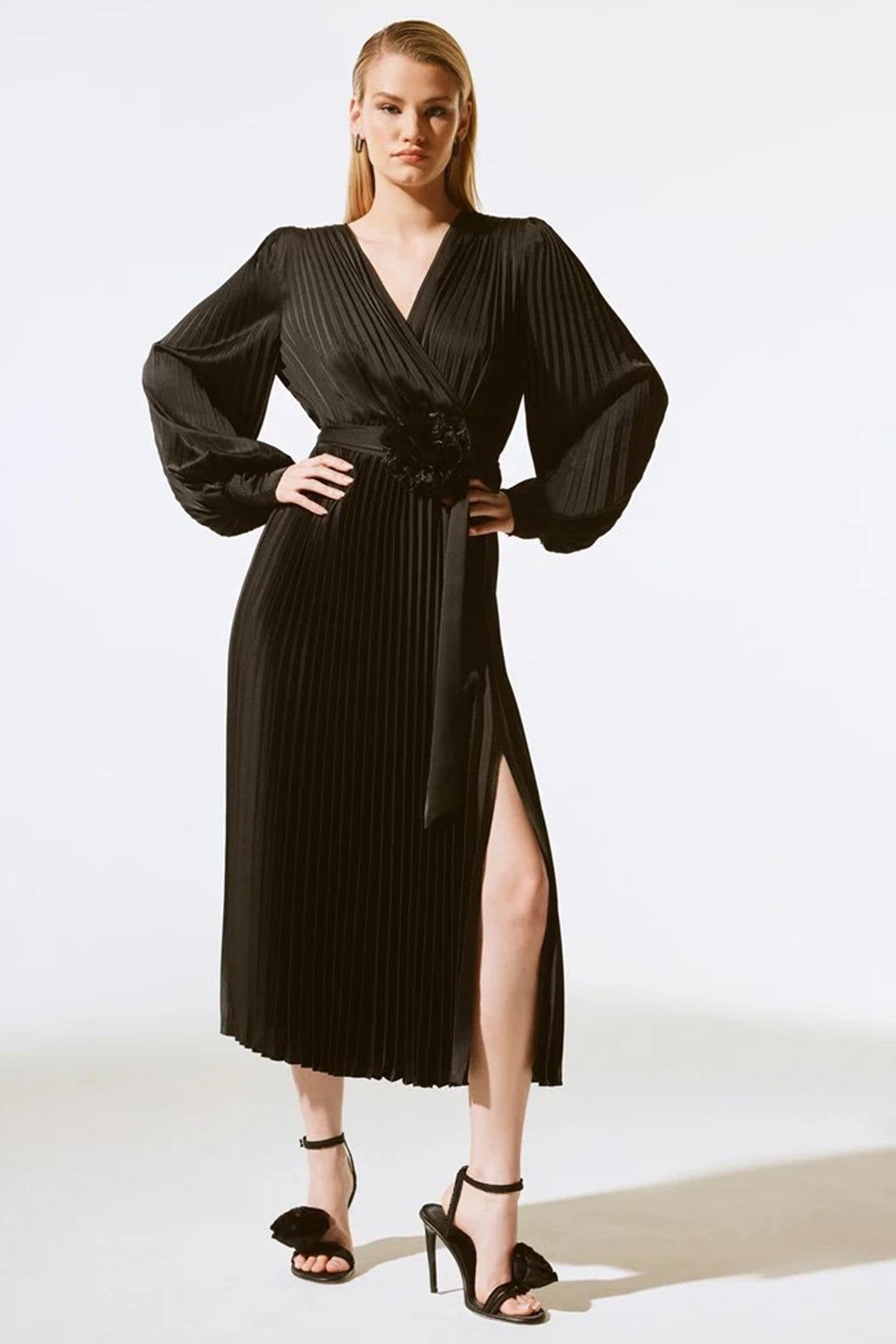 243771X - BLACK Pleated V Neck Dress