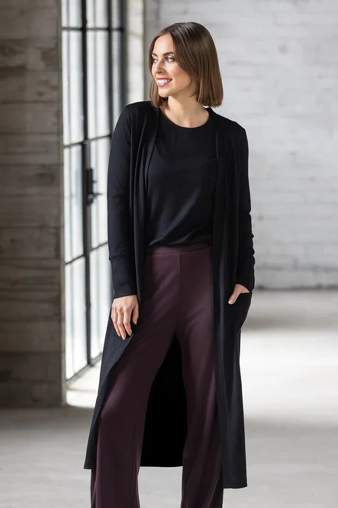 V4494 BLACK MERINO Pocketed Duster Cardigan