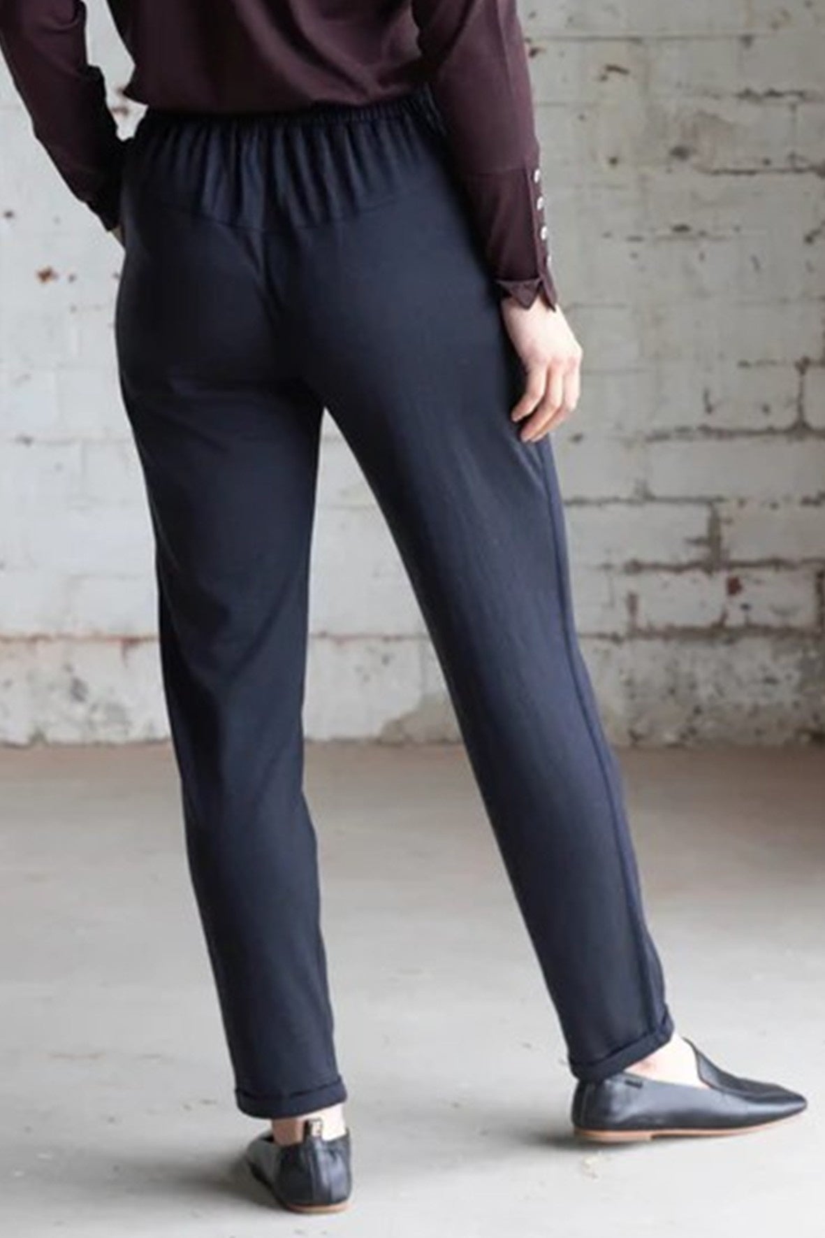 V5041 NAVY MERINO Classic Leg Pocketed Weekender Pants