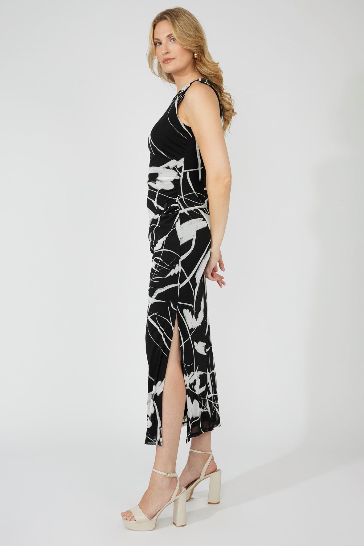 251343 Shaped Side Gather Knee Split Mesh Dress