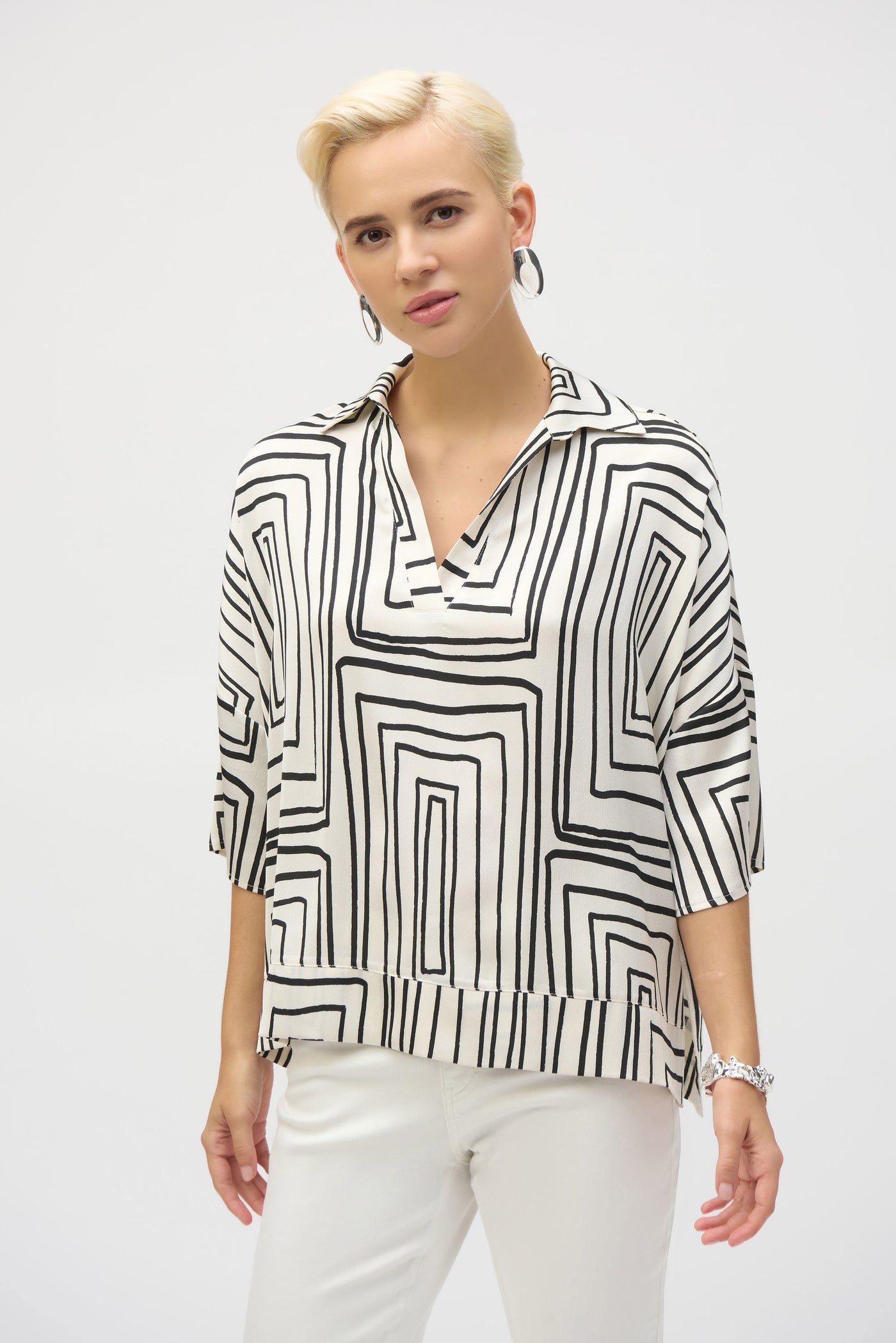 252060 Washer Satin Geometric Print Blouse