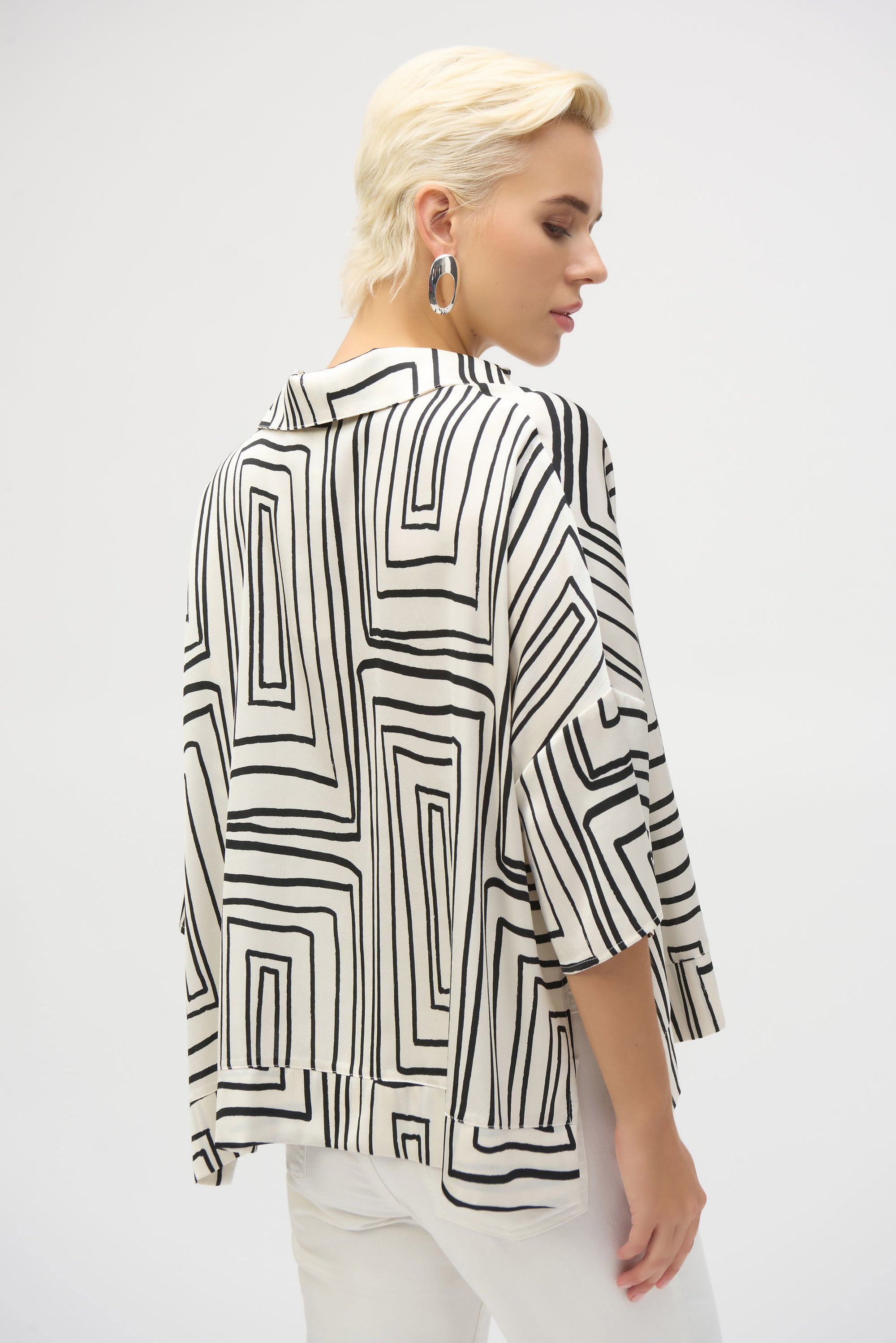252060 Washer Satin Geometric Print Blouse