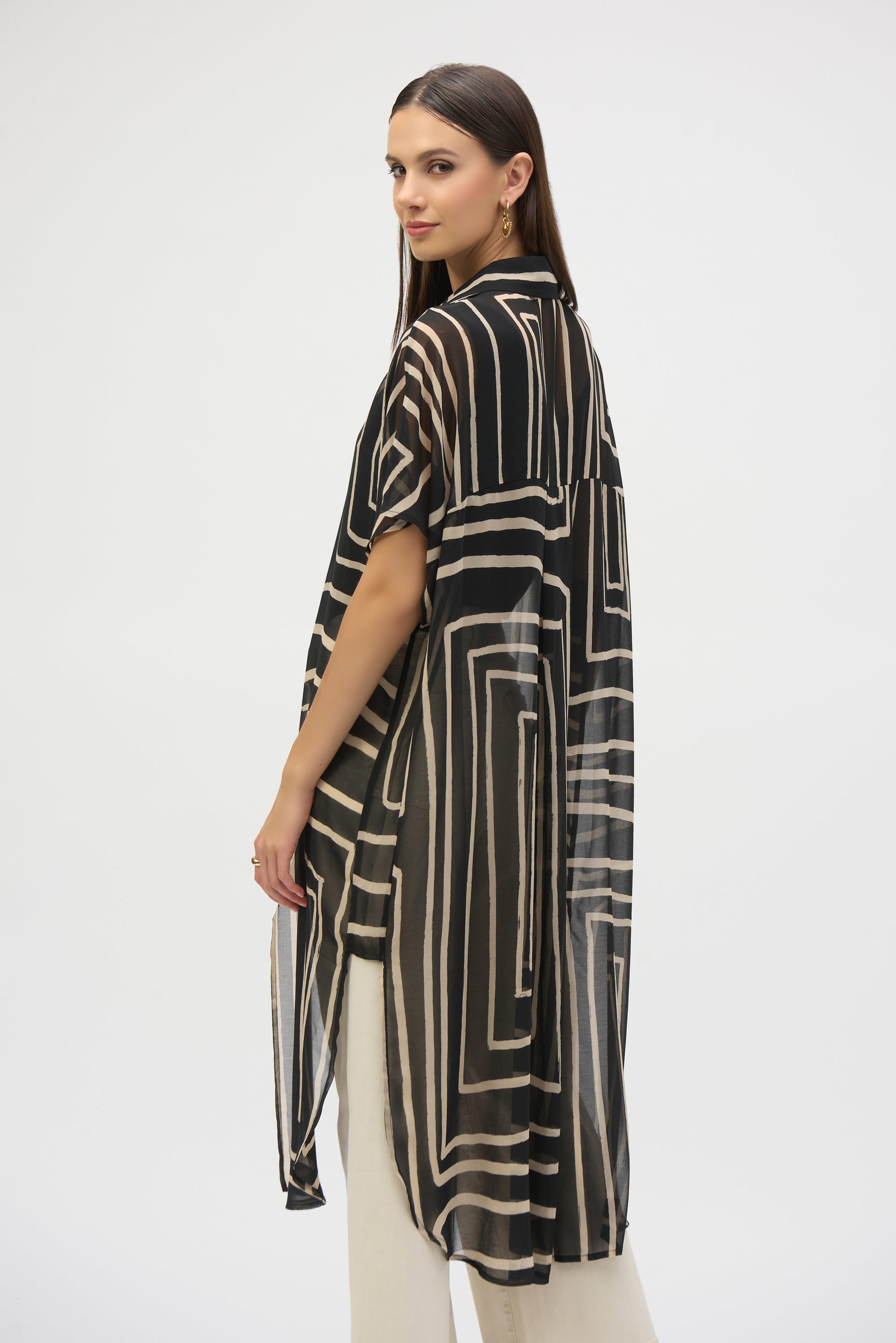 252934 Geometric Print Layering Duster