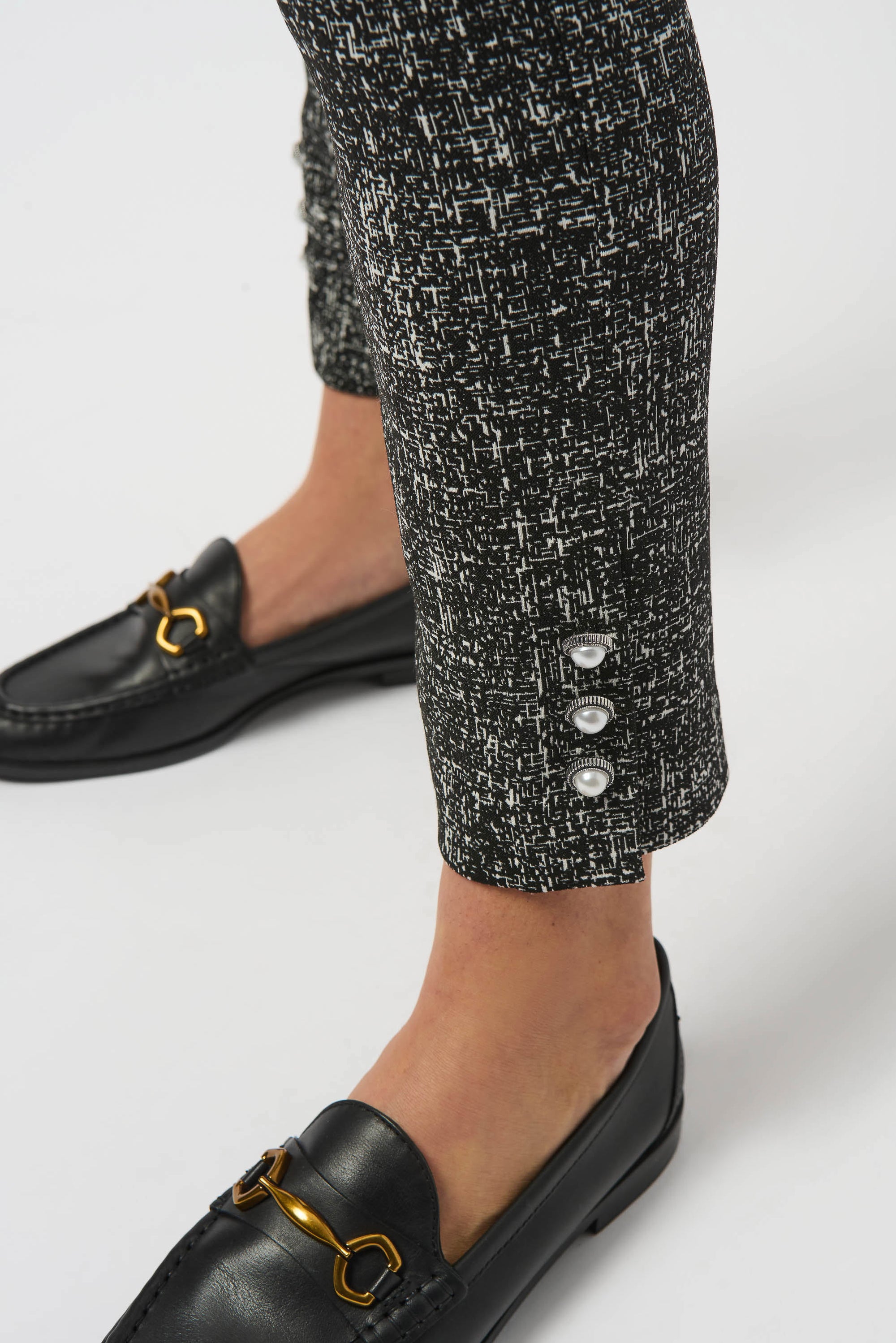 253099 Abstract Jacquard Button Hem Pants