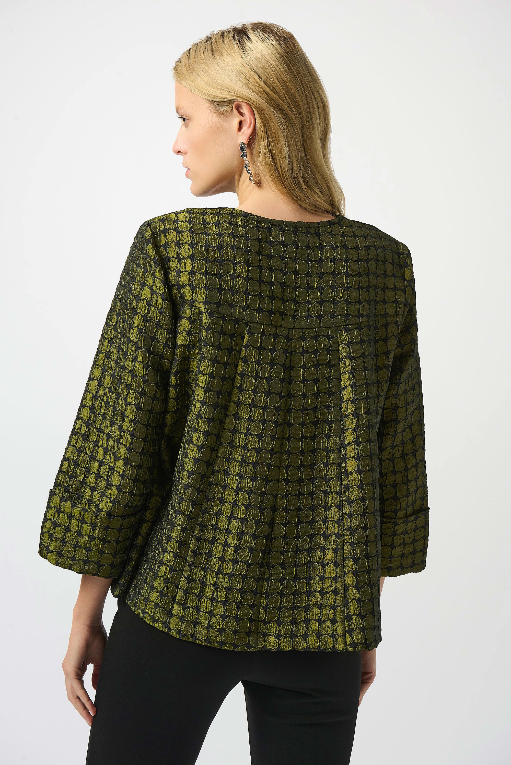 253125 Textured Jacquard Swing Jacket