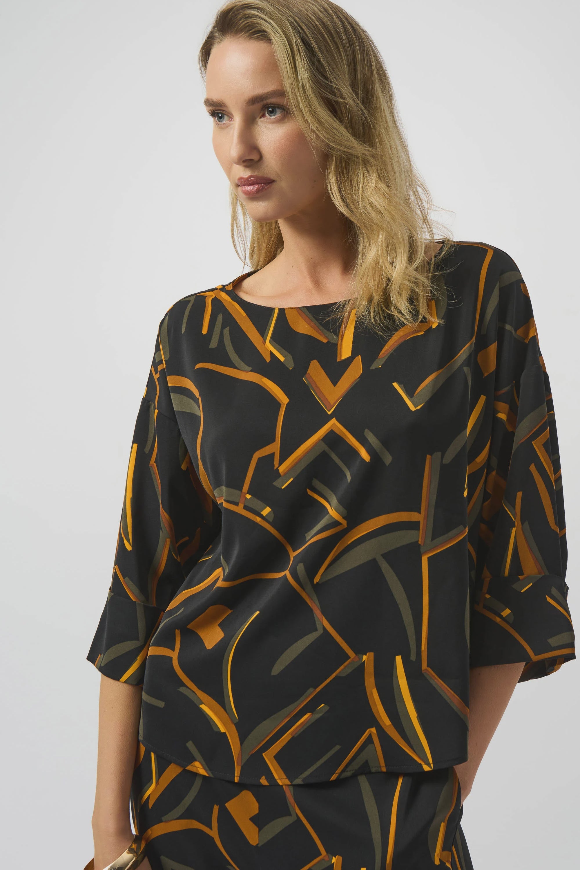 253238 Golden Geometric Print Boxy Top