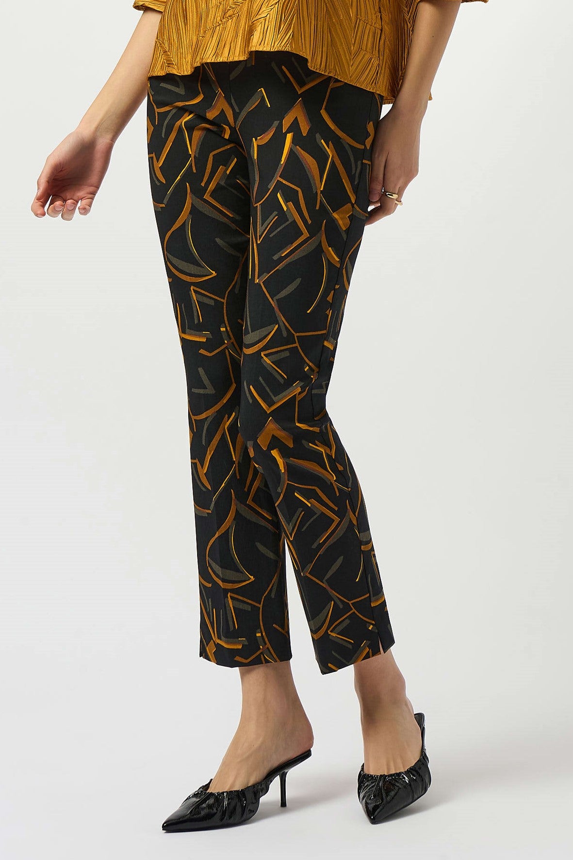 253268-1  Golden Millennium Pattern Straight Leg Pant