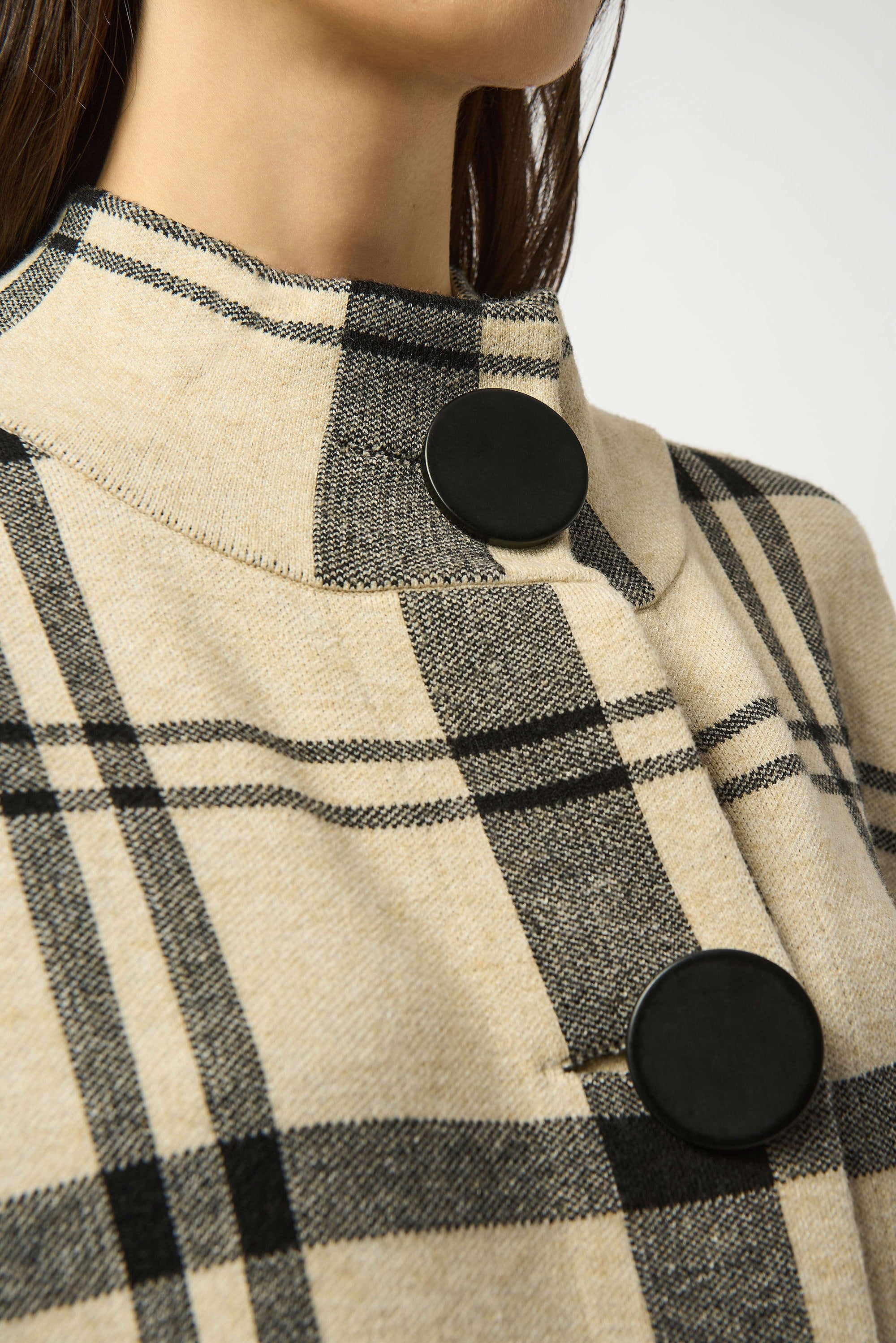 253903   Plaid Jacquard Knit Button Cape