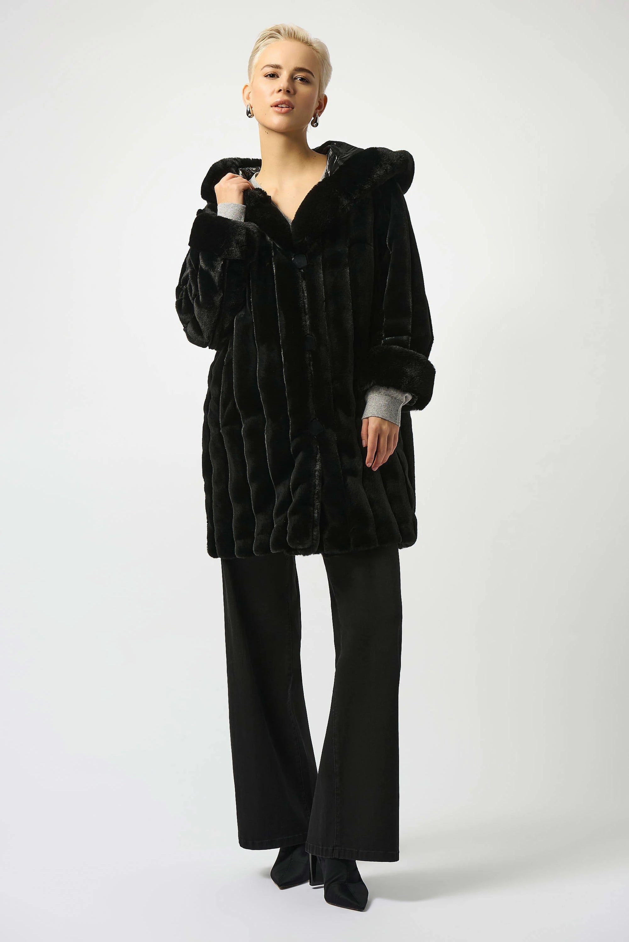 253926B - Black Reversible Faux Mink Coat