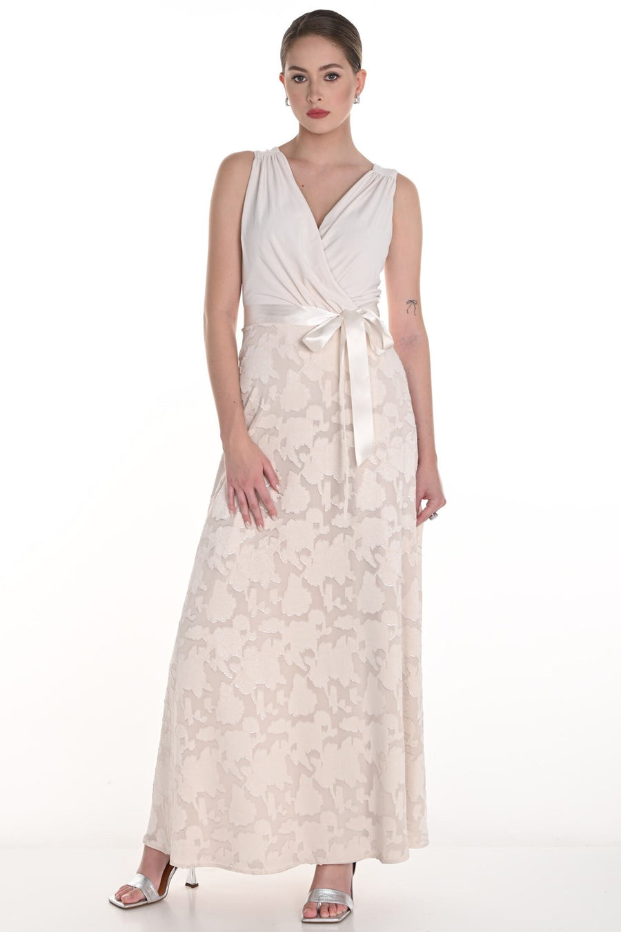258316 Ivory Brocade Gown