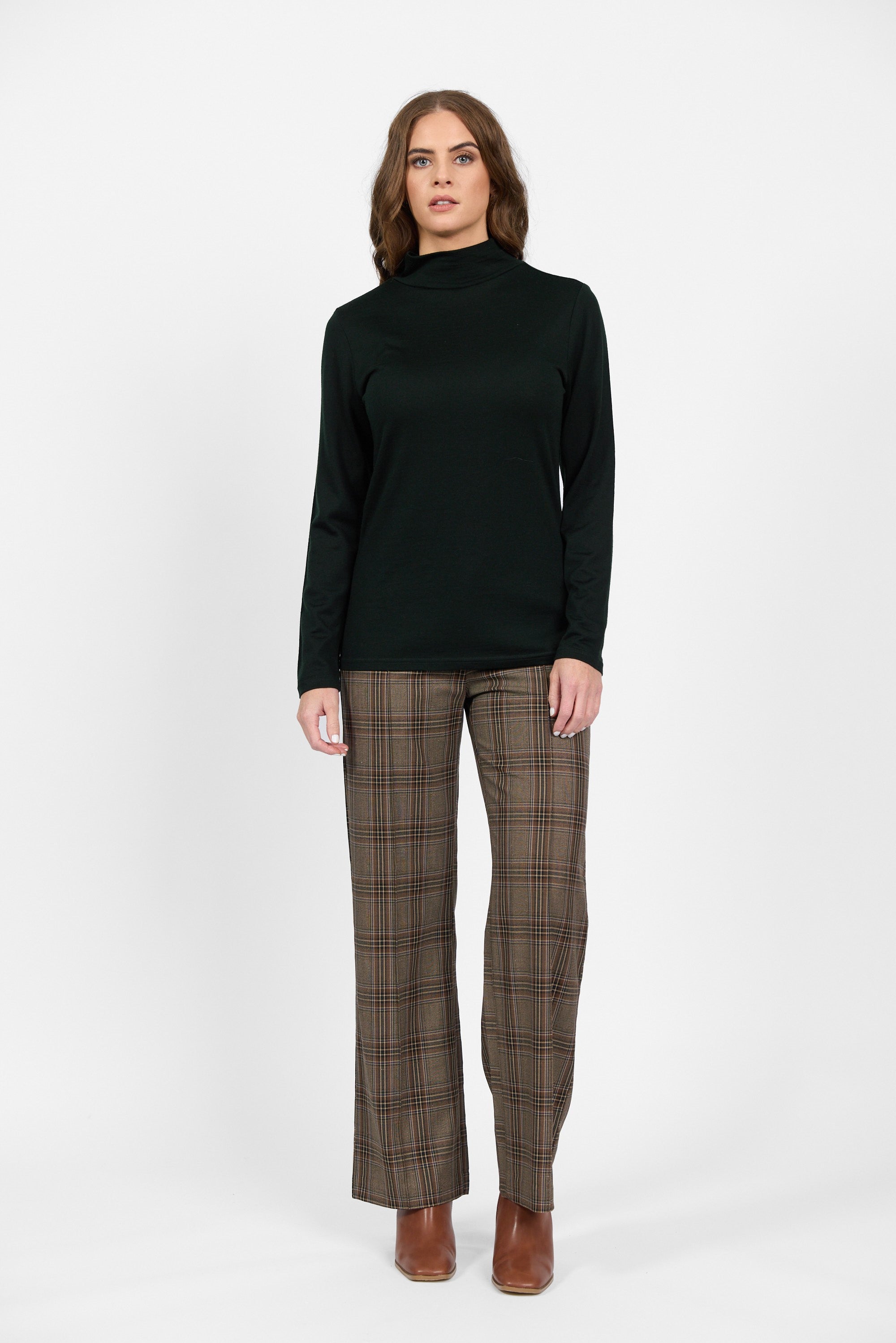 4287 TUI  - Silky Superfine Easy Fit Merino Polo Neck