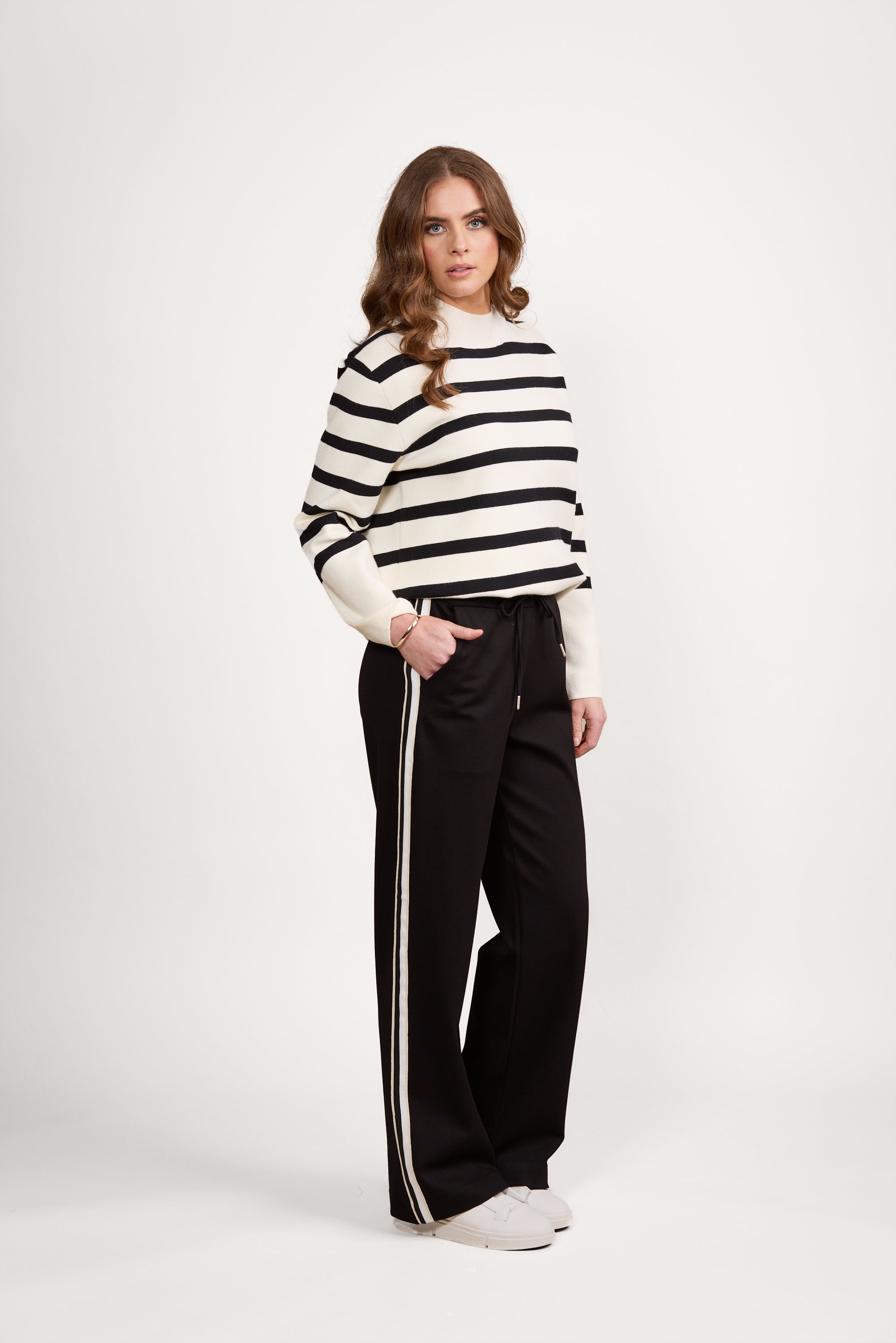 5006 Side Stripe Ponti Lite Weekender Pants