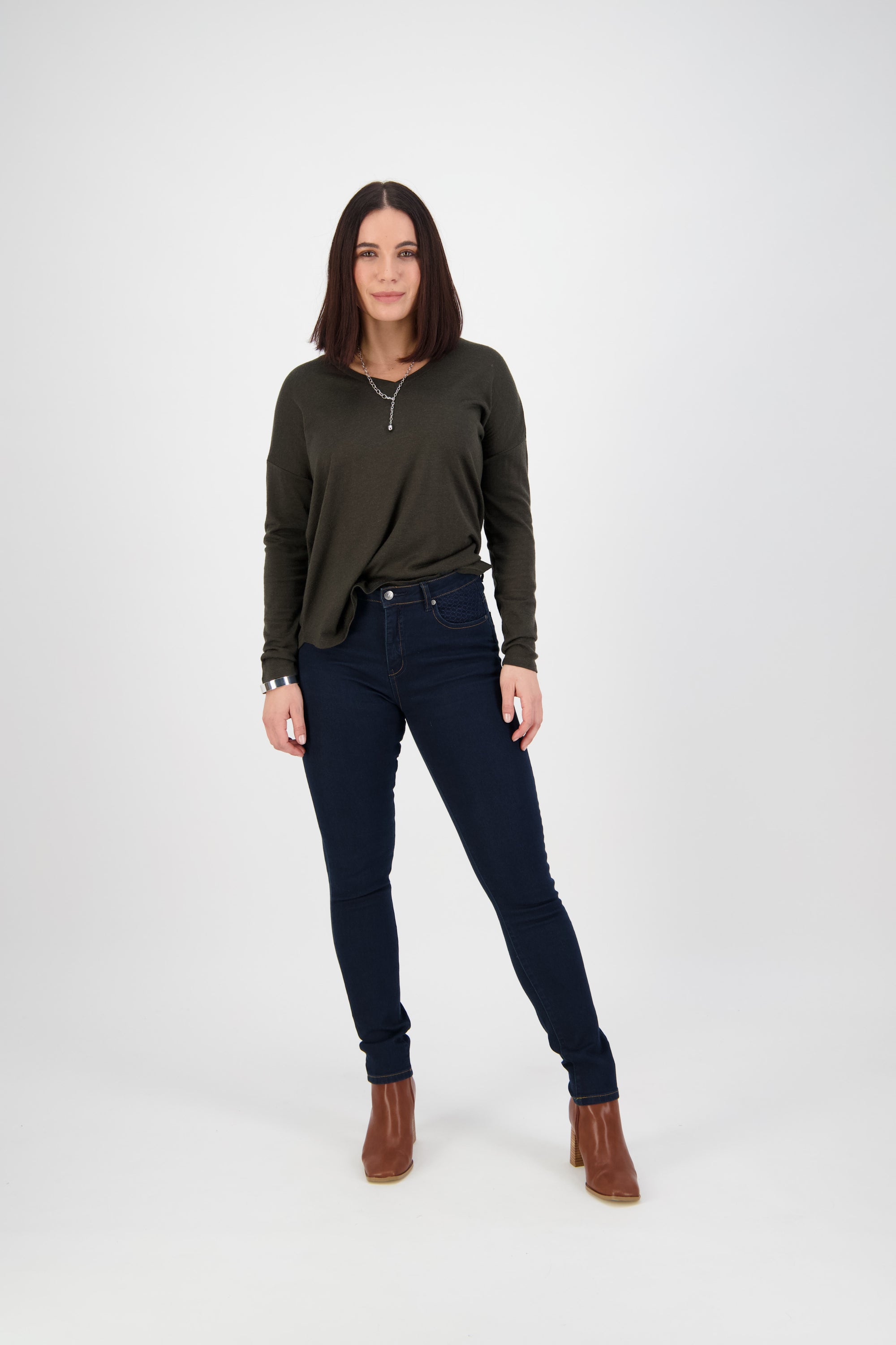 5535 INDIGO Skinny Leg Stretch Jean with Pocket Embroidery