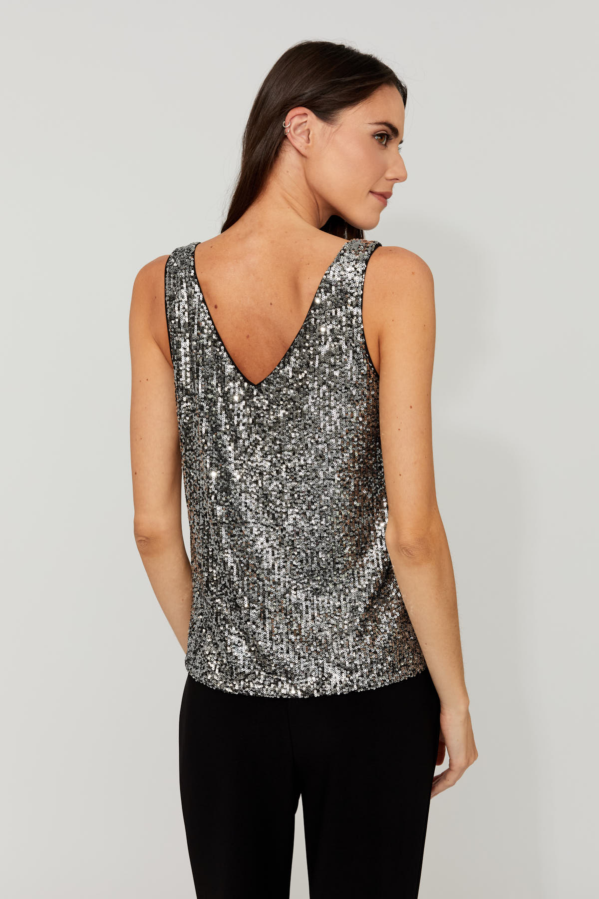 254023 Sequin V-neck Cami Singlet