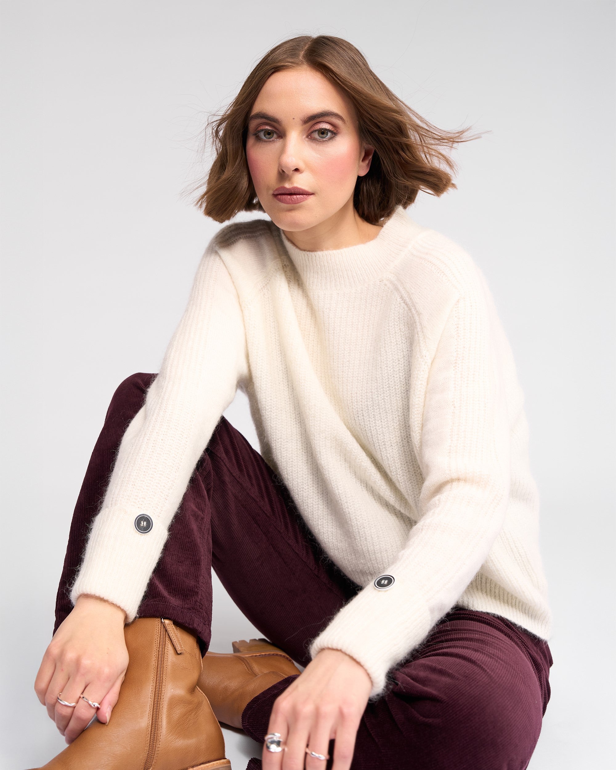 VK2028 Mohair Wool Raglan  Weekend Sweater