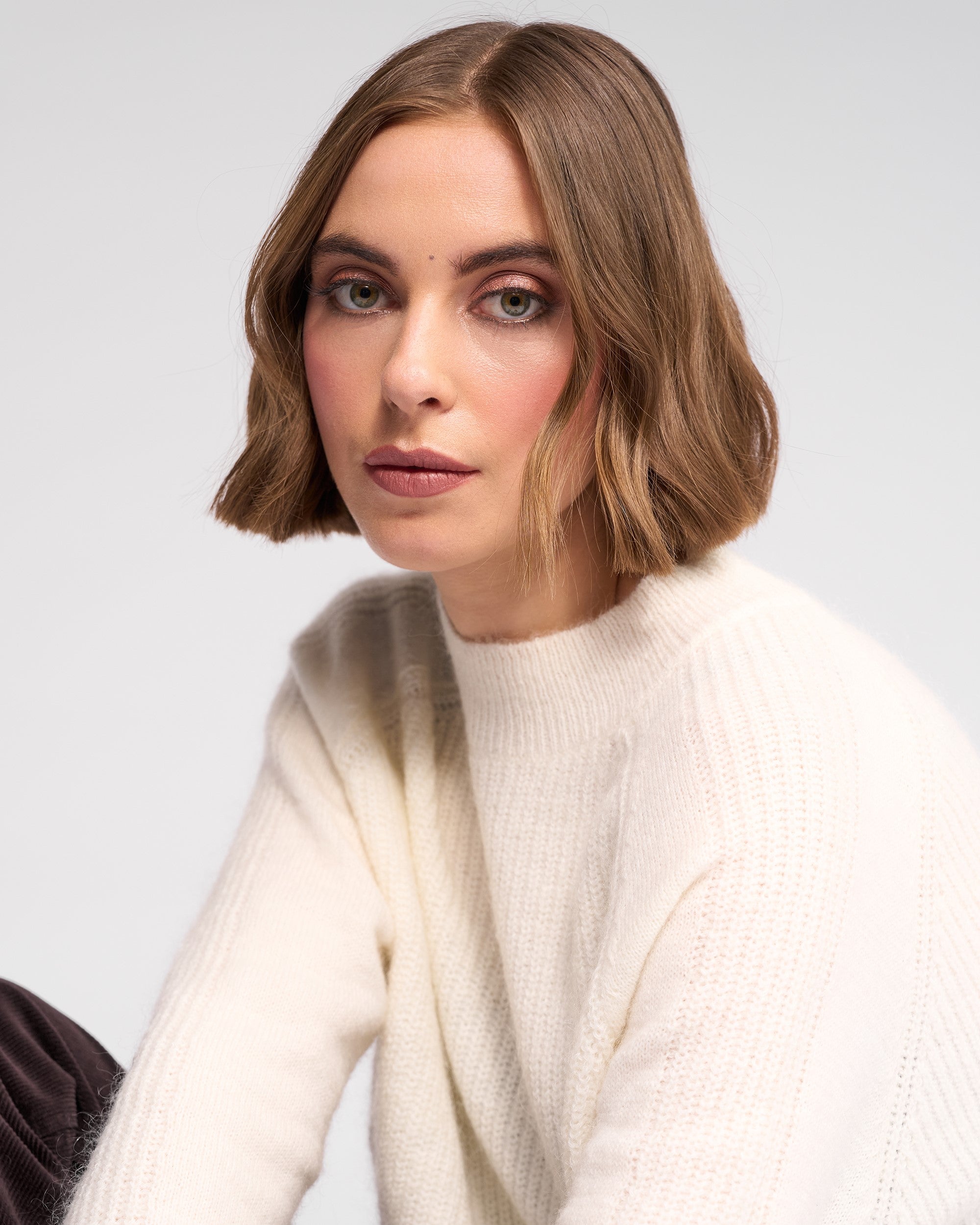 VK2028 Mohair Wool Raglan  Weekend Sweater