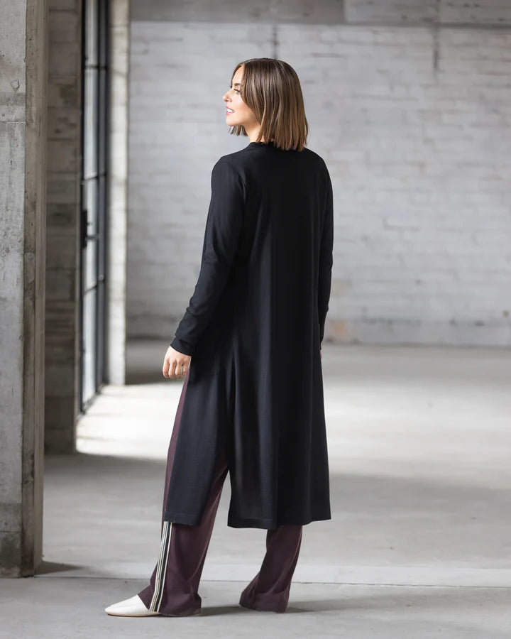 V4494 BLACK MERINO Pocketed Duster Cardigan
