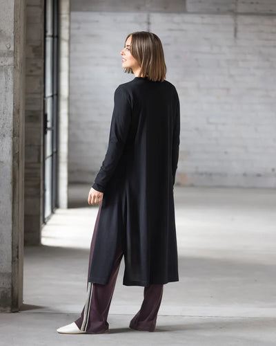 V4494 BLACK MERINO Pocketed Duster Cardigan