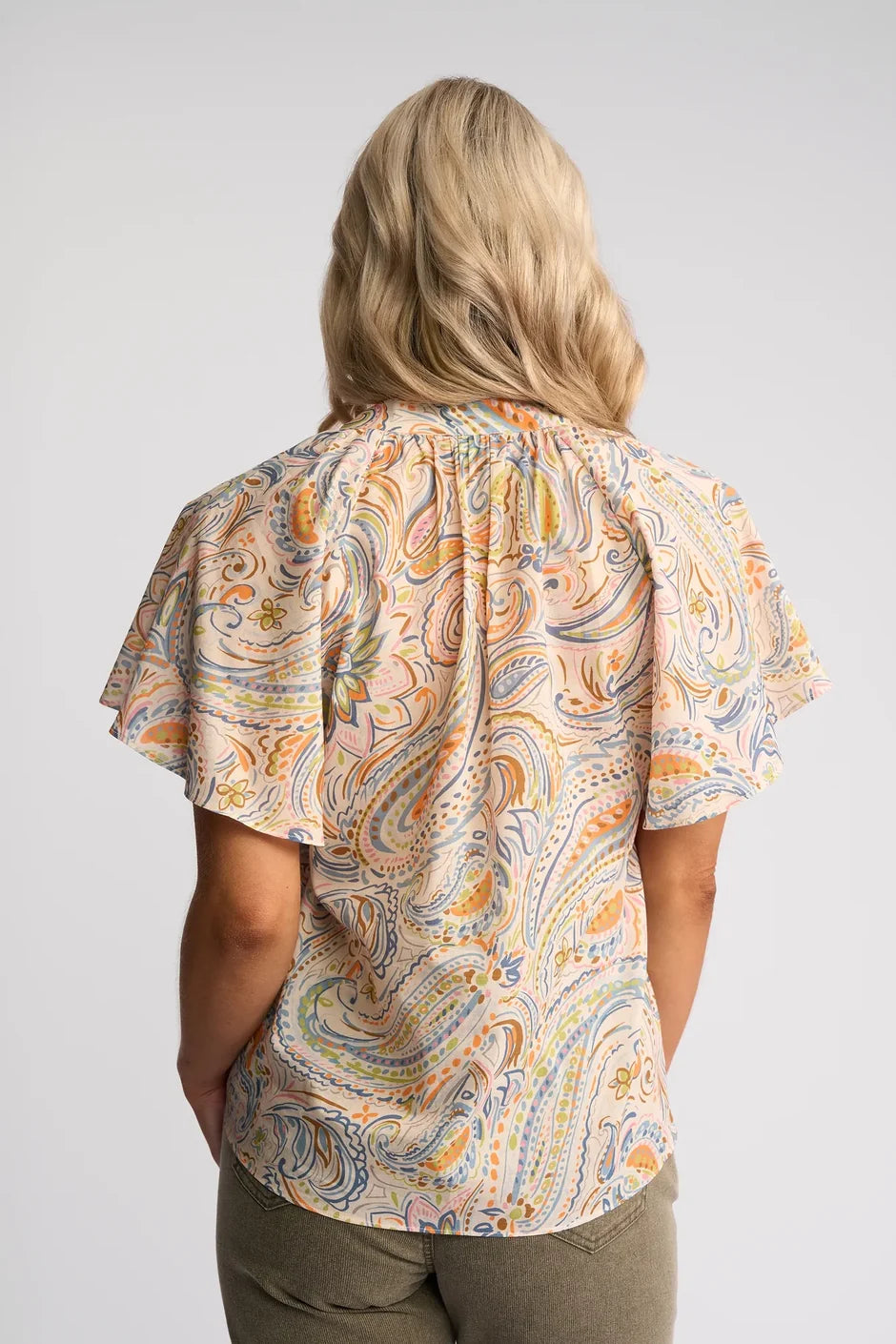 VS4518P PAISLEY Print Puff Sleeve V-neck Breeze Top