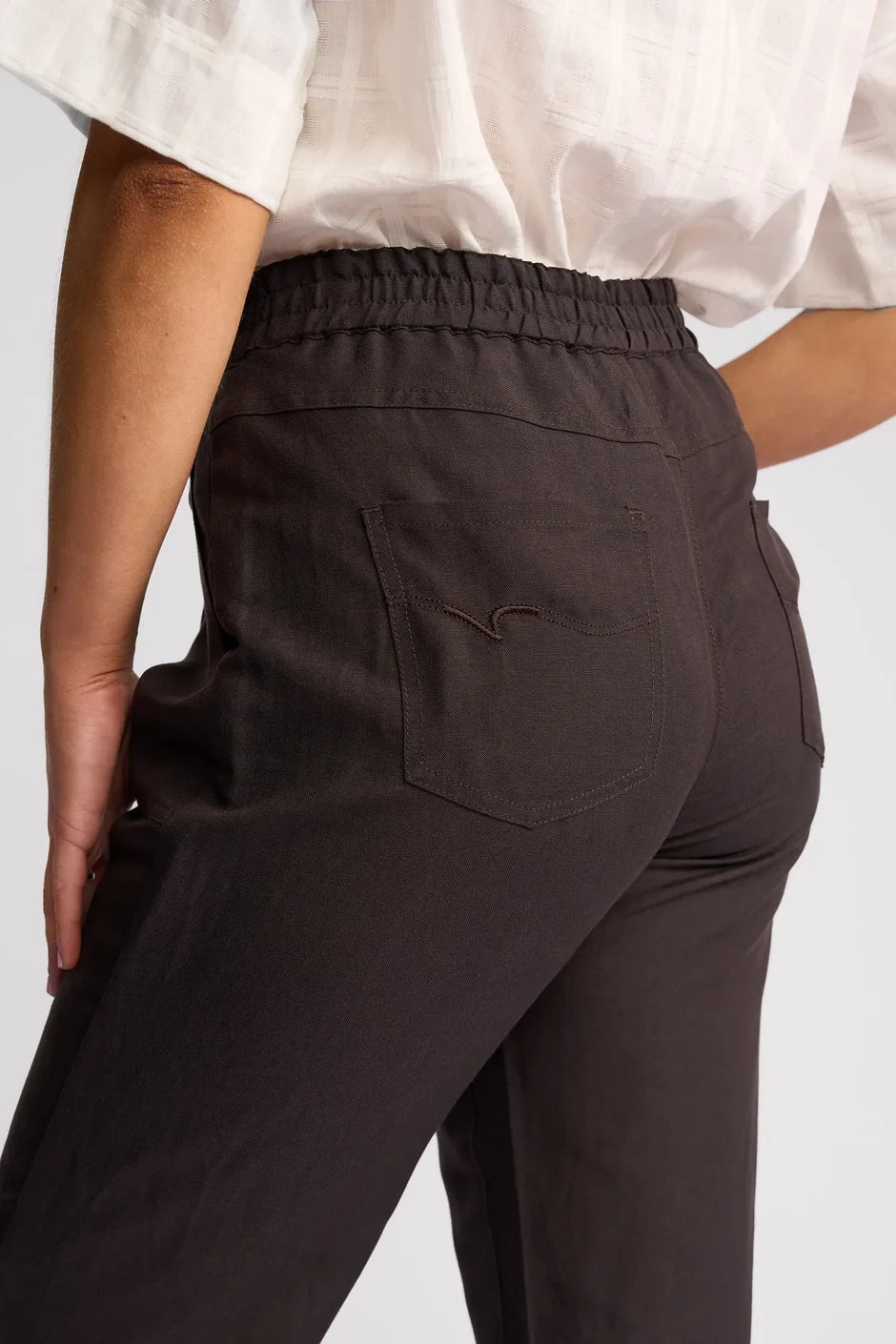 VS5016 CHOCOLATE Linen Viscose 7/8 Weekend Cafe Pant