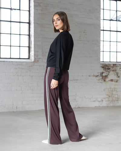 V5042 BERRY MERINO Side Stripe Weekender Pants