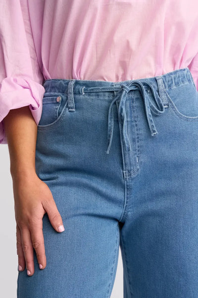 VS5062 Tie Front Washer Finish Wide Leg Soft Jean