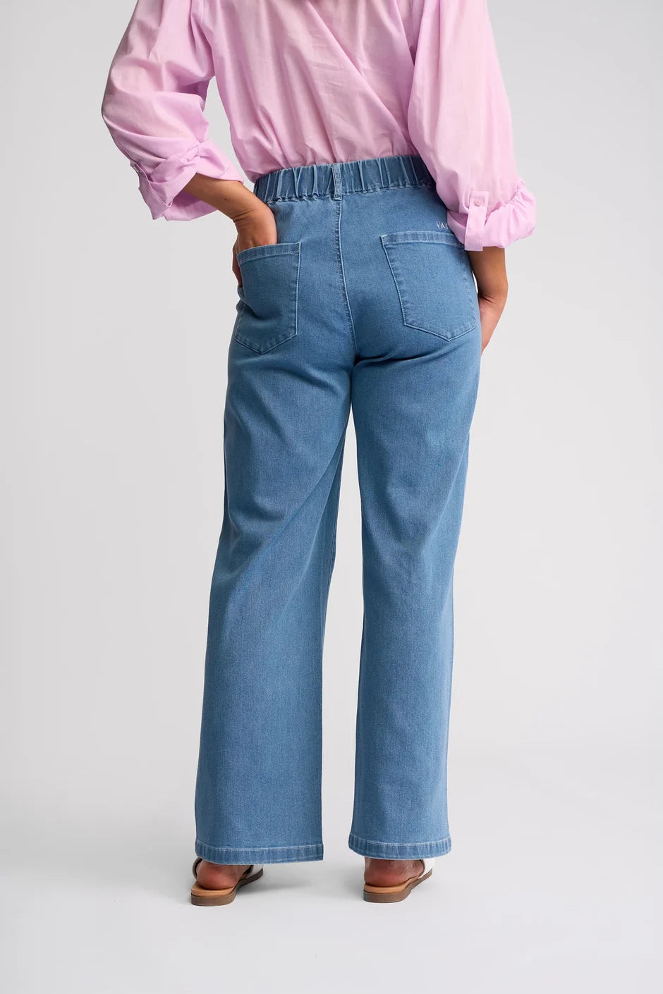 VS5062 Tie Front Washer Finish Wide Leg Soft Jean
