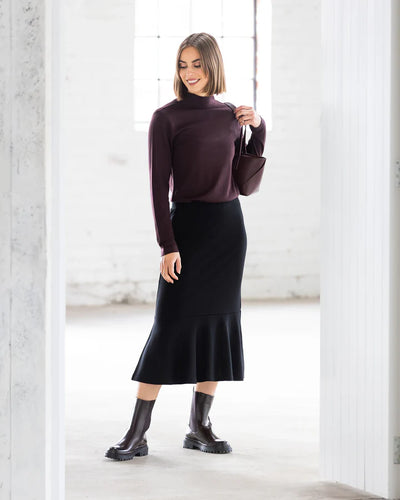 V7052 BLACK MERINO Flute Skirt