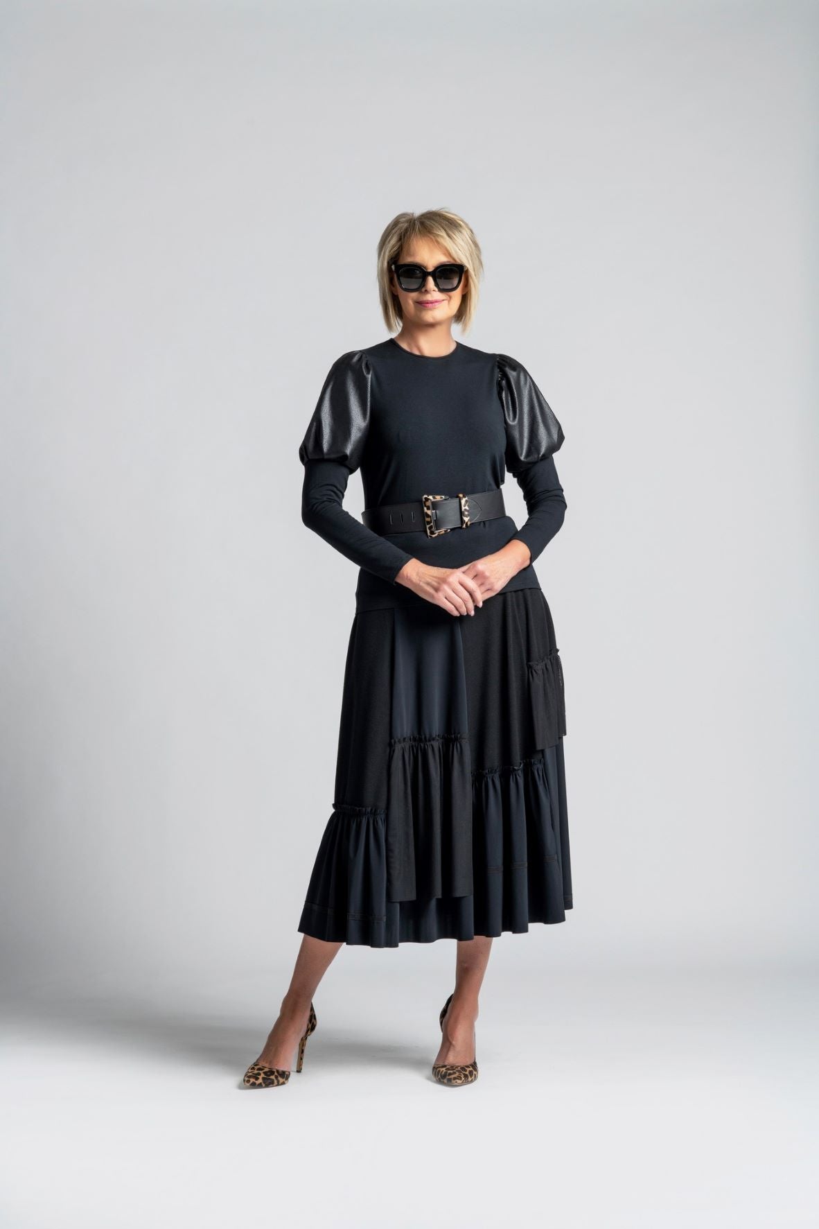 8524 Animal Buckle Leather Belt