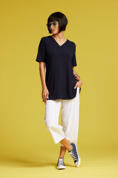 8662 Double V Long Tee